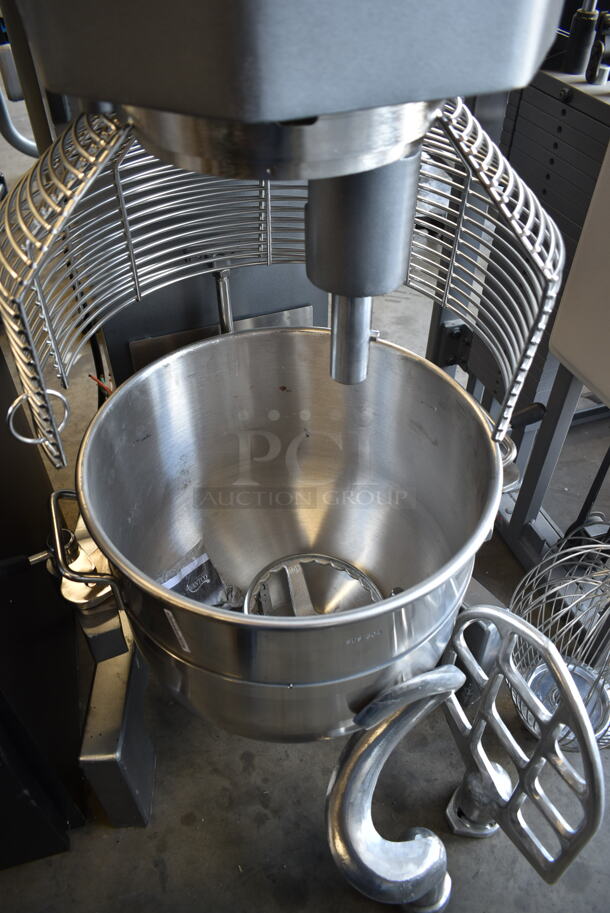 BRAND NEW SCRATCH AND DENT! Avantco MX60H Metal Commercial Floor Style 60 Quart Planetary Dough Mixer w/ Stainless Steel Mixing Bowl, Bowl Guard, Dough Hook, Paddle and Whisk Attachment. 240 Volts, 3 Phase.  - Image 8 of 12