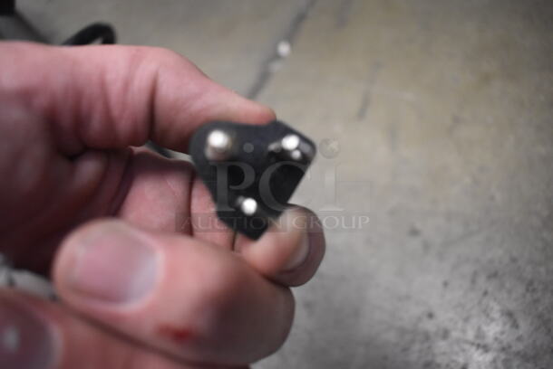 Waring Professional Deep Fryer WDF1000 in Original Box! 120 Volts 1 Phase - Image 7 of 7