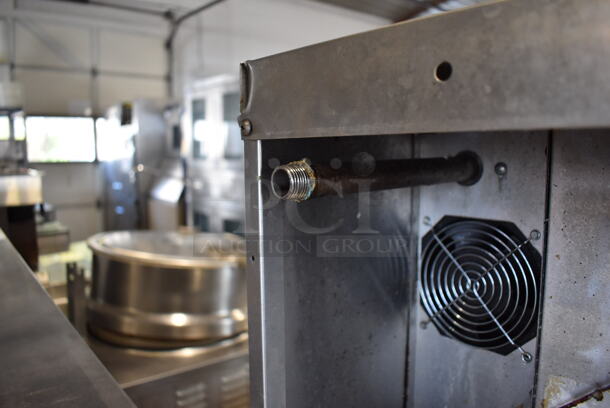 LATE MODEL! Garland Master 200 Stainless Steel Commercial Natural Gas Powered Full Size Convection Oven w/ View Through Doors, Gas Hose and Thermostatic Controls on Metal Legs. 38x44x59.5 - Image 7 of 8