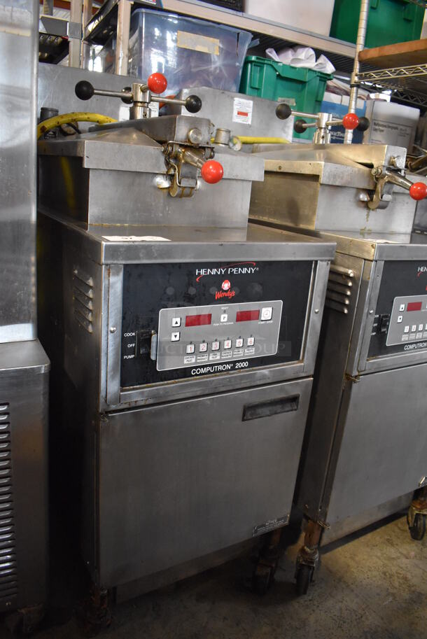 2016 Henny Penny 600C Stainless Steel Commercial Floor Style Natural Gas Powered Pressure Fryer on Commercial Casters. 80,000 BTU. 18x39x48 - Image 5 of 10