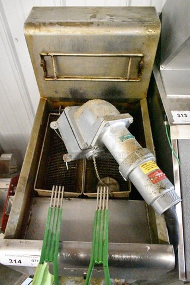 2015 Frymaster SR14ESD Stainless Steel Commercial Floor Style Electric Powered Deep Fat Fryer w 2 Metal Fry Baskets. 240 Volts, 1 Phase.  - Image 3 of 5