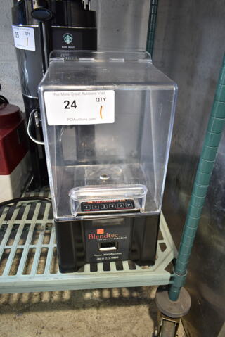 Blendtec ICB5 Stainless Steel Commercial Countertop Blender w/ Poly Hinge Cover. 120 Volts, 1 Phase. Tested and Working!