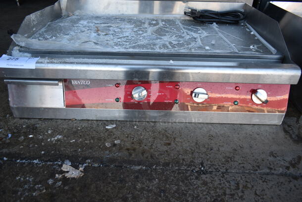BRAND NEW SCRATCH AND DENT! 2023 Avantco 177EG30N Stainless Steel Commercial Countertop Electric Powered Flat Top Griddle. 208/240 Volts, 1 Phase. - Image 4 of 6