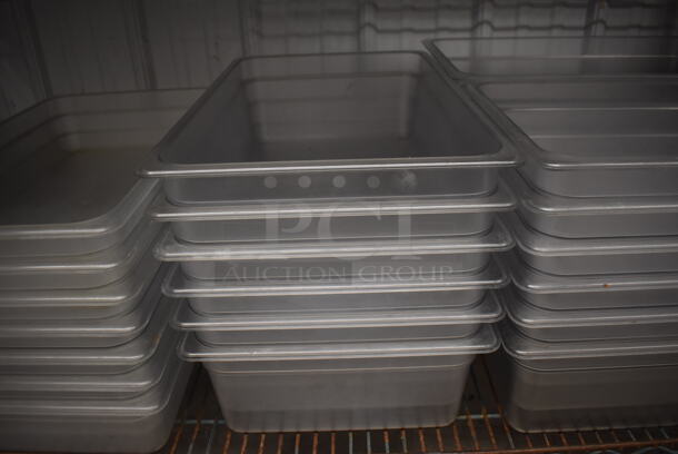 ALL ONE MONEY! Lot of Poly Drop In Bins and Lids; 7 Lids, 7 1/1x4 and 18 1/1x6 - Image 4 of 5