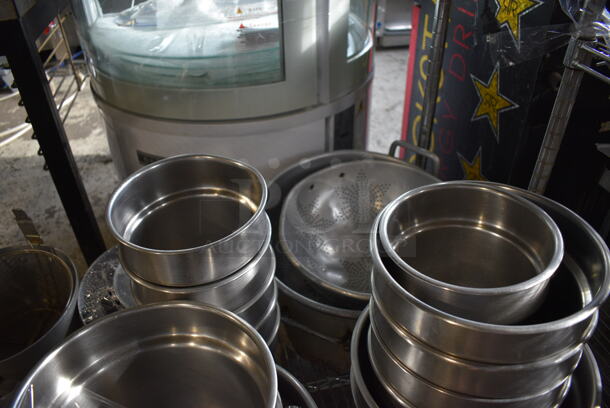 ALL ONE MONEY! Tier Lot of Various Metal Items; Cylindrical Bins, Sauce Pans and Colander - Image 6 of 8