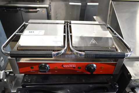 Avantco 177P84 Stainless Steel Commercial Countertop Double Panini Press. 120 Volts, 1 Phase. Tested and Working!