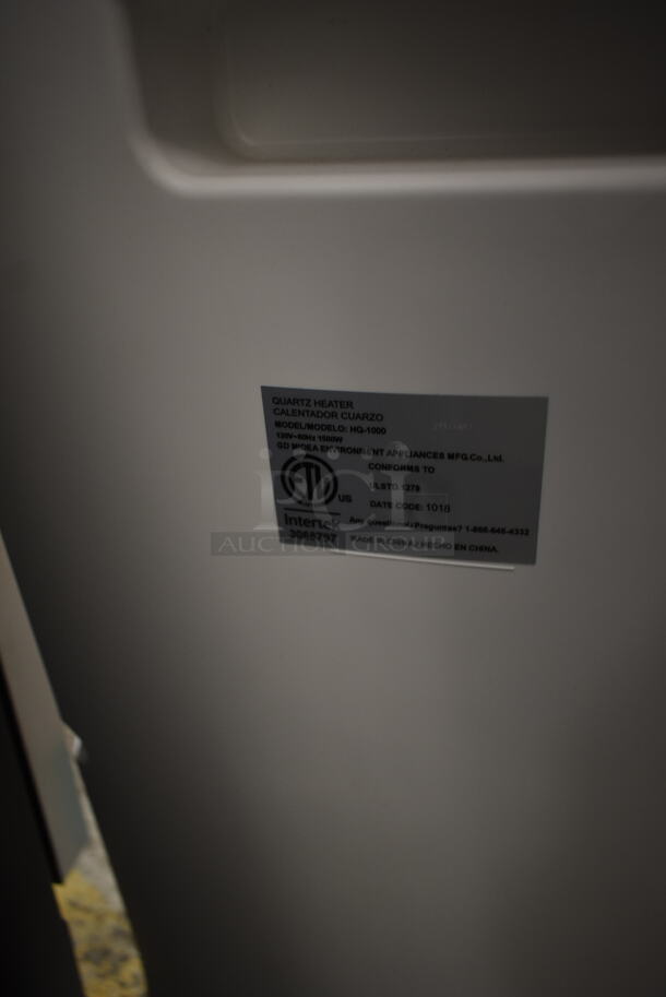 BRAND NEW SCRATCH AND DENT! Pelonis HQ-1000 Electric Quartz Heater with Thermostat, White,. 115 Volts, 1 Phase. Tested and Working! - Image 3 of 3