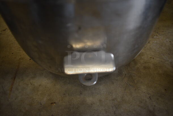 Stainless Steel Commercial 20 Quart Mixing Bowl. 15x14x11.5 - Image 6 of 6