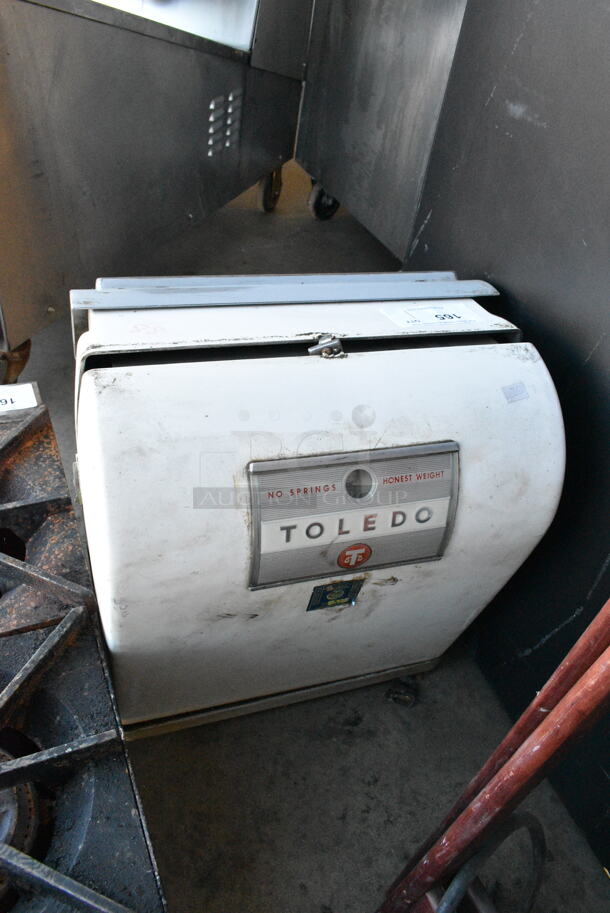 Toledo Metal Scale. Cannot Test Due To Cut Power Cord - Image 2 of 5