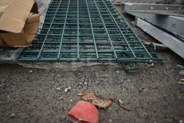 ALL ONE MONEY! Lot of Green Finish Liquor Cage - Image 3 of 4