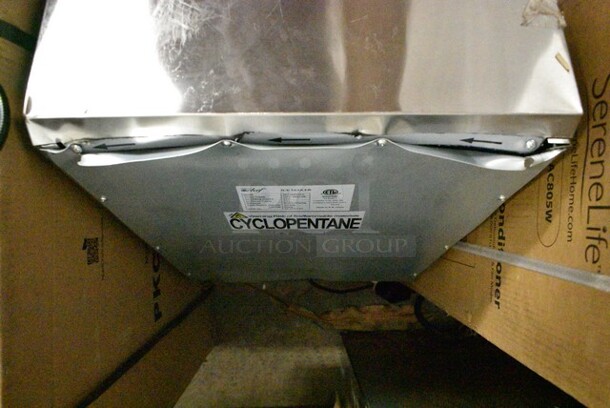Deco Chef DCCIMMSLV Stainless Steel Ice Maker. 115 Volts, 1 Phase.  - Image 6 of 7