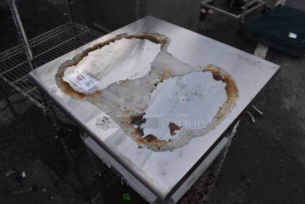 Stainless Steel Commercial Equipment Stand w/ Under Shelf. 24x24x26 - Image 3 of 4