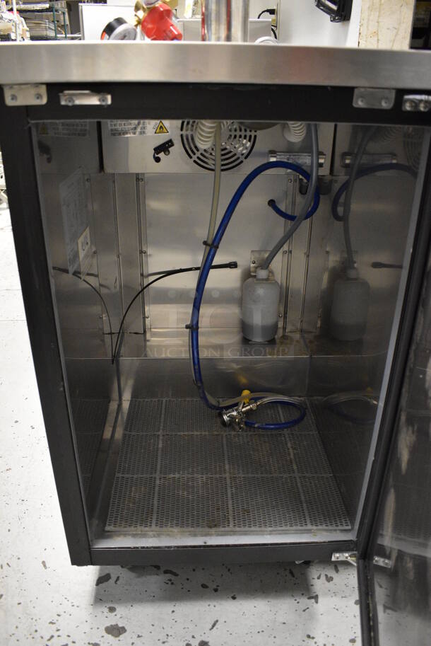 Avantco 178UDD1HC Stainless Steel Commercial Direct Draw Kegerator w/ Beer Tower and Coupler on Commercial Casters. 115 Volts, 1 Phase. 23.5x30.5x51. Item Was in Working Condition on Last Day of Business. (kitchen) - Image 5 of 7