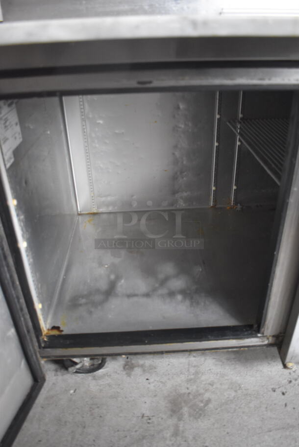 True TPP-93 Commercial Stainless Steel Pizza Prep Table With 2 Over shelves And Steel Racks on Commercial Casters. 115V/ 1 Phase. Tested And Working - Image 6 of 9