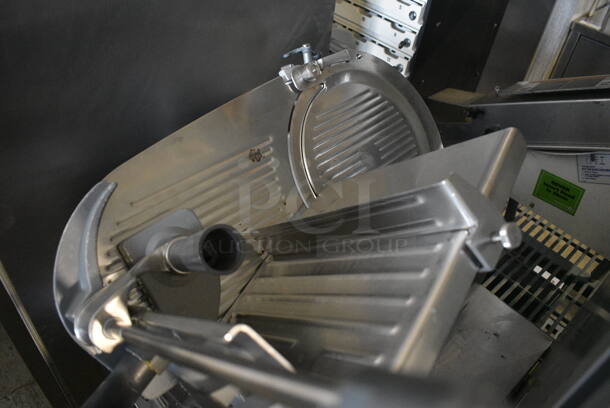 Hobart Model 2712 Stainless Steel Commercial Countertop Automatic Meat Slicer. 120 Volts, 1 Phase. 28x22x28. Tested and Working! - Image 3 of 7