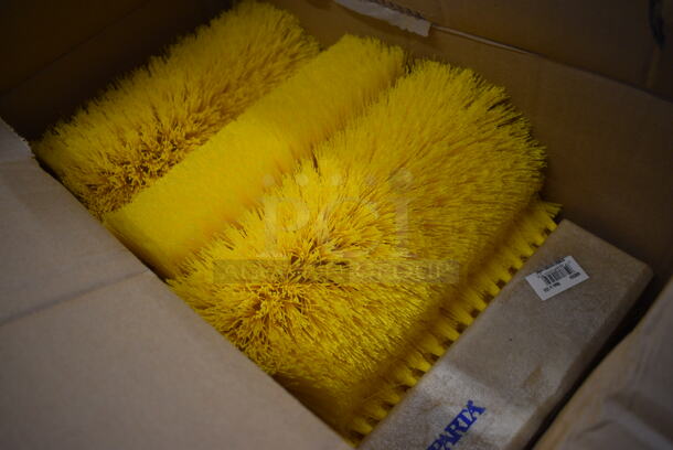 11 BRAND NEW IN BOX! Sparta Cleaning Brushes. 10x6x6. 11 Times Your Bid! - Image 2 of 3