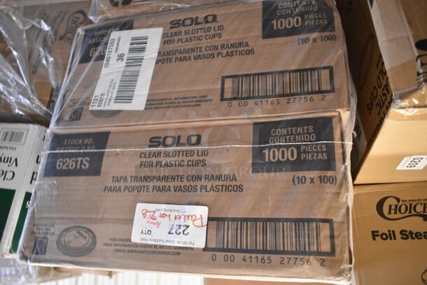PALLET LOT of 28 BRAND NEW Boxes Including 394360M Noble Products Powdered Disposable Vinyl Gloves for Foodservice - 1000/Case, 4 Box 5004DNAPFLTN Choice Touchstone Natural Linen-Feel Flat-Packed Dinner Napkin 16" x 16" - 500/Case, 612FHL1230 Choice Foil Steam Table Pan Lid - Half Size - 100/Case, 500CC16HD 16 oz. Plastic Cold Cup - 1000/Case, 2 Box 626TS Solo 626TS Clear Flat Lid with Straw Slot - 1000/Case, 2 Box 795PTOKFT3 Choice Kraft Microwavable Folded Paper #8 Take-Out Container 6" x 4 5/8" x 2 1/2" - 300/Case, 2 Box 500TW12 Choice 12 oz. Translucent Thin Wall Plastic Cold Cup - 1000/Case, 274MOPBCKTYE Lavex Yellow Mop Bucket, 433L32C Choice Quart Size Natural Kraft Paper Bag - 500/Case, 130SVFRK480B Visions Silver 7" Heavy Weight Plastic Fork with Black Handle - 480/Case, C25UT1 Dart C25UT1 StayLock® 6 1/8" x 6 1/2" x 3 1/4" Clear Hinged Plastic 6" Square Container - 500/Case, LOOP-GREEN-EO Green Shopping Bags, Choice Medium Weight Black Wrapped Plastic Cutlery Set with Napkin - 250/Case. 28 Times Your Bid! - Image 5 of 12