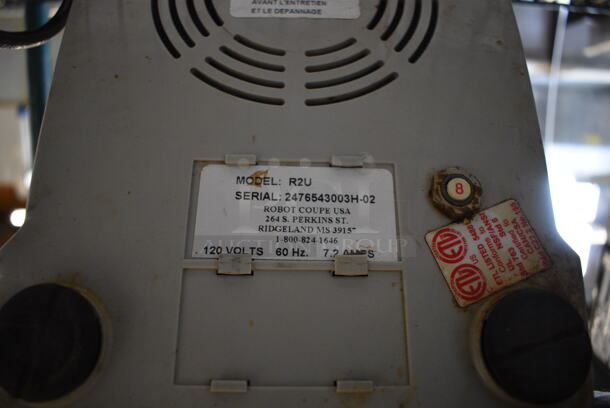 Robot Coupe R2U Metal Commercial Countertop Food Processor. 120 Volts, 1 Phase. 8x16x22. Tested and Working! - Image 4 of 5