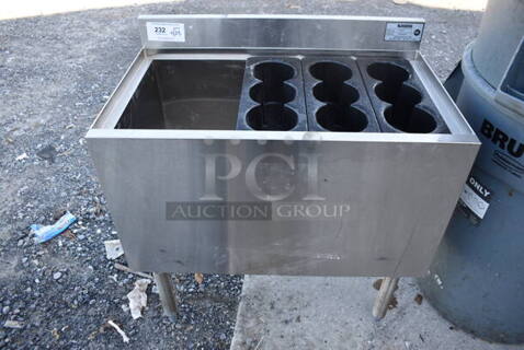 Krowne 18-30DP Stainless Steel Commercial Single Bay Ice Bin. 30x18.5x34