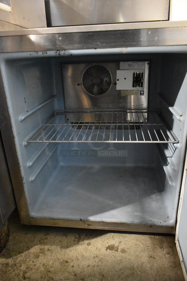 Delfield 406-CA Stainless Steel Commercial Single Door Undercounter Cooler on Commercial Casters. 115 Volts, 1 Phase. Tested and Working! - Image 4 of 7