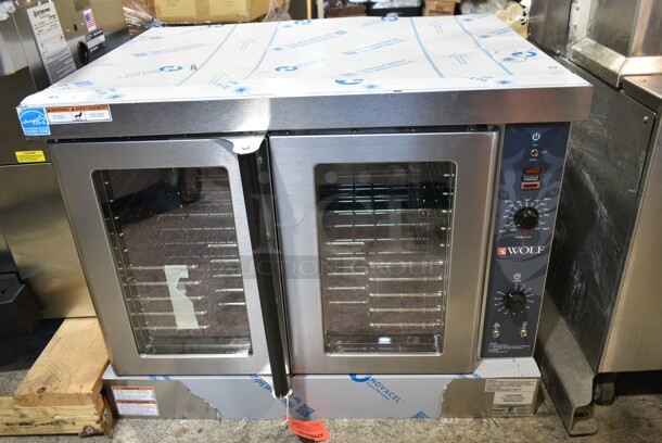 BRAND NEW SCRATCH AND DENT! Wolf WC4GD-11D3 Stainless Steel Commercial Full Size Natural Gas Convection Oven w/ View Through Doors, Metal Oven Racks and Thermostatic Controls, No Legs. 50,000 BTU - Image 2 of 6