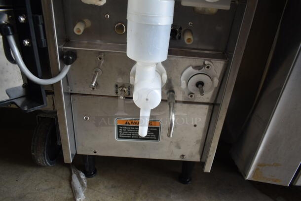 Bunn FMD DBC-3 Metal Commercial Countertop Cappuccino Machine. 120/240 Volts, 1 Phase. - Image 6 of 7