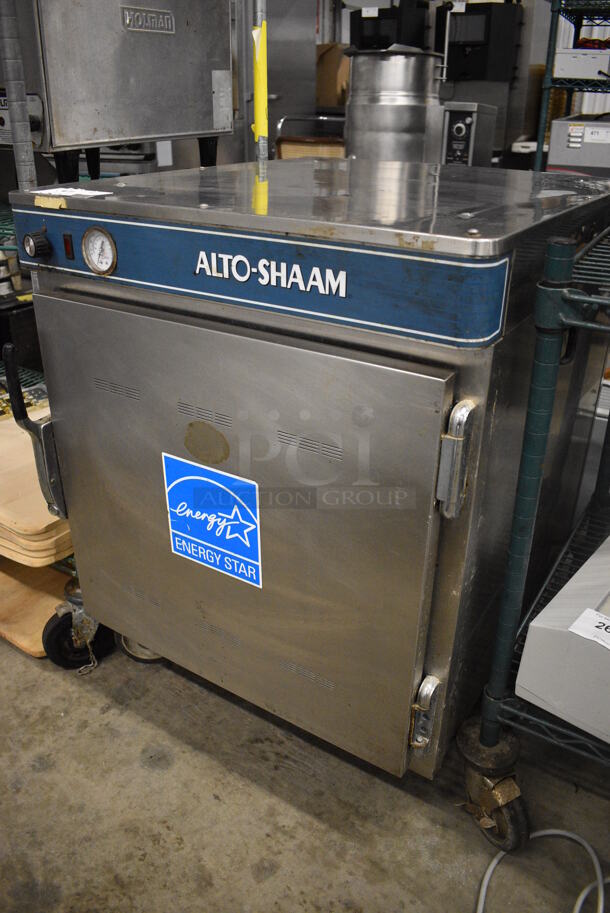 Alto Shaam Model 750-S Stainless Steel Commercial Heated Holding Cabinet on Commercial Casters. 120 Volts, 1 Phase. 25.5x31x33.5. Tested and Working! - Image 2 of 6