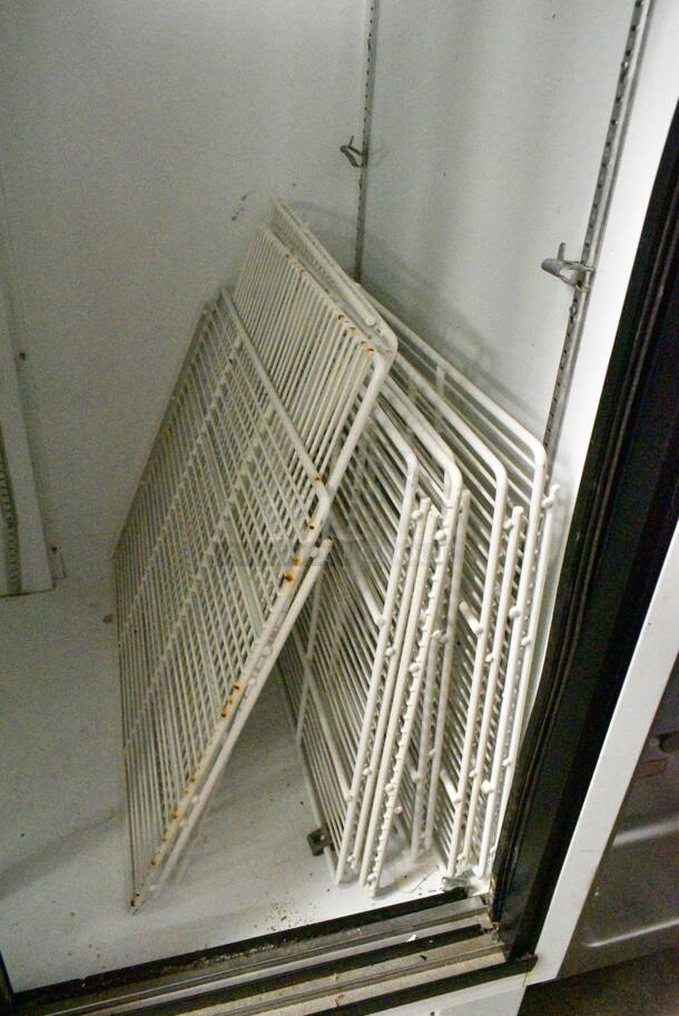 Hussmann RR0361G31 Metal Commercial 2 Door Reach In Cooler Merchandiser. 115 Volts, 1 Phase. Tested and Powers On But Does Not Get Cold - Image 5 of 8