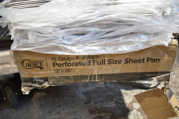 32 BRAND NEW SCRATCH AND DENT! Choice Metal Full Size Baking Pans Including Perforated. 32 Times Your Bid!  - Image 4 of 4