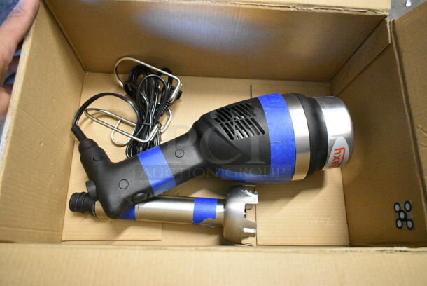 BRAND NEW SCRATCH AND DENT! Galaxy IMBL7 7" Light-Duty Variable Speed Immersion Blender. Tested and Working!
 - Image 1 of 3