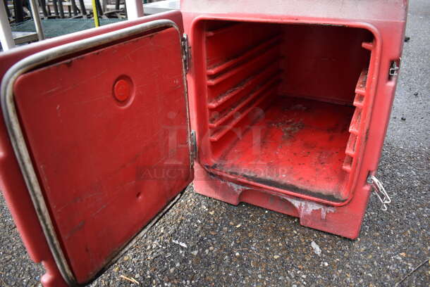 2 Poly Food Carrying Catering Cases. Carlisle NPC300 and Cambro 300MPC. 17x24x25, 17x24x23. 2 Times Your Bid! - Image 4 of 10