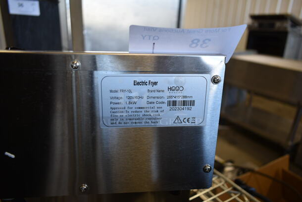 BRAND NEW SCRATCH AND DENT! 2023 Hoocoo FRY-10L Stainless Steel Commercial Countertop Electric Powered Fryer w/ Lid and Fry Basket. 120 Volts, 1 Phase. - Image 6 of 6