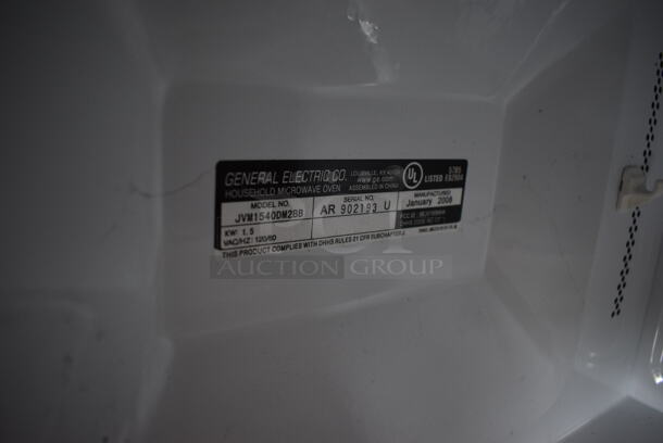 General Electric Model JVM1540DM2BB Microwave Oven. 120 Volts, 1 Phase. 30x15.5x16.5 - Image 4 of 5