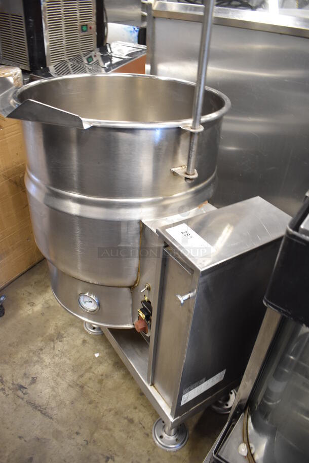 Market Forge EO-20T Stainless Steel Commercial Electric Powered 20 Gallon Tilting Steam Kettle. 208 Volts. 32x25x55 - Image 4 of 9