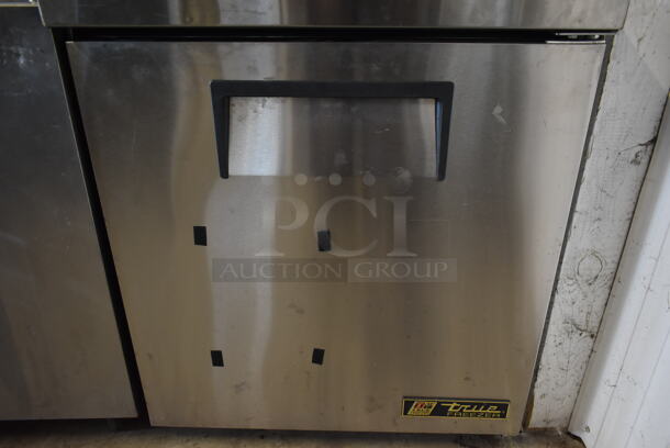 2012 True TUC-27F-LP Stainless Steel Commercial Single Door Undercounter Freezer on Commercial Casters. 115 Volts, 1 Phase. Tested and Working! - Image 2 of 6