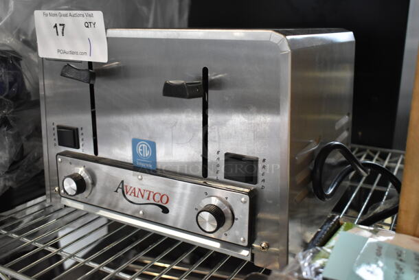 BRAND NEW SCRATCH AND DENT! Avantco 184THD27208 Stainless Steel Commercial Heavy-Duty Bread/Bagel Switch 4-Slice Toaster with Wide 1 1/2" Slots. 208 Volts, 1 Phase.  - Image 4 of 5