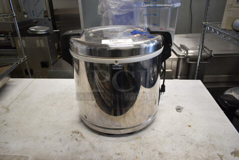 Amko SEJ-22000 Stainless Steel Commercial Countertop Rice Cooker. 110-120 Volts, 1 Phase. Tested and Working!