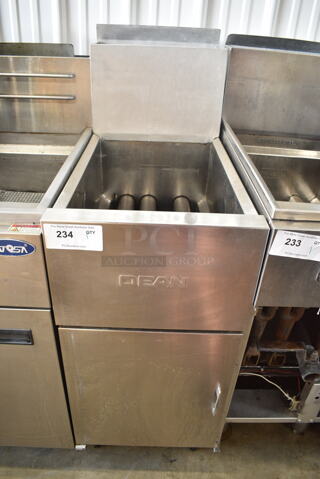 Dean SR42GNS Stainless Steel Commercial Floor Style Natural Gas Powered Deep Fat Fryer. 105,000 BTU. 