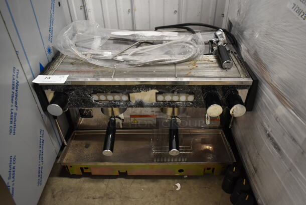 BRAND NEW SCRATCH AND DENT!  2022 Gaggia MGV292NTPU Stainless Steel Commercial Countertop 2 Group Espresso Machine w/ 2 Portafilters and Steam Wand. 230 Volts, 1 Phase. - Image 2 of 7