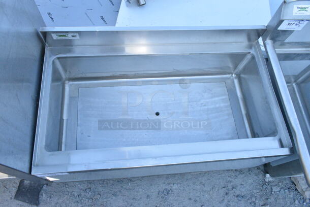 BRAND NEW SCRATCH AND DENT! Regency 600IB2136C7 21" x 36" Underbar Ice Bin with 7 Circuit Post-Mix Cold Plate. No Legs.  - Image 4 of 5