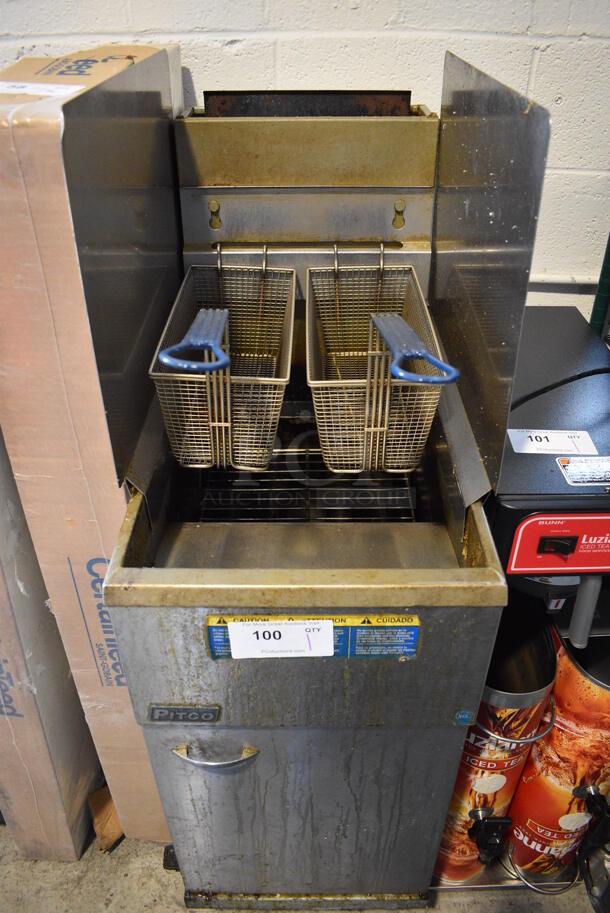 2018 Pitco Frialator 40D Stainless Steel Commercial Floor Style Natural Gas Powered Deep Fat Fryer w/ 2 Metal Fry Baskets and Right Side Splash Guard on Commercial Casters. 115,000 BTU. 15.5x30x51