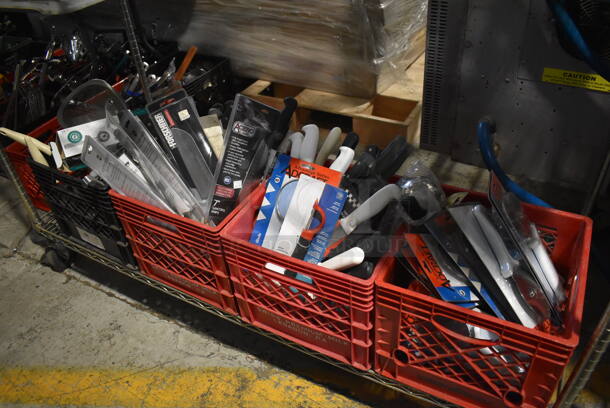 ALL ONE MONEY! Tier Lot of Various BRAND NEW Items Including Dishers, Knives, Pizza Pie Cutters and Spoodles - Image 10 of 10