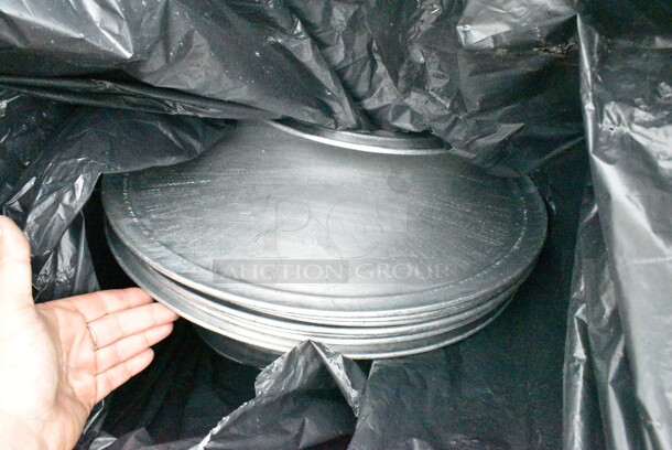 ALL ONE MONEY! Lot of Various Items Including Metal Trash Can, 39 Metal Round Baking Pans, Metal Rack.  - Image 5 of 6