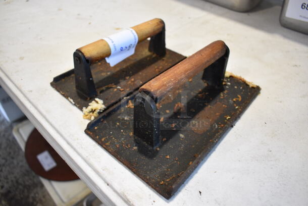 2 Metal Bacon Presses. 8x4.5x2.5, 9x5x3. 2 Times Your Bid! - Image 3 of 3