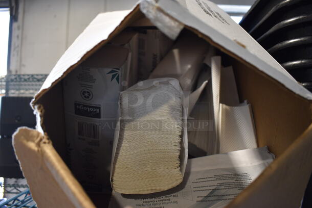 ALL ONE MONEY! Tier Lot of Black Poly Bus Bins, Clear Containers and Napkin Bundles - Image 4 of 4