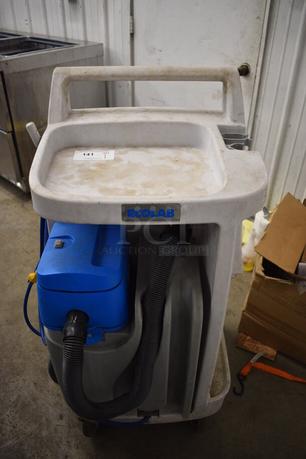 Ecolab Portable Cleaning Station w/ Vacuum on Commercial Casters. 25x27x43
