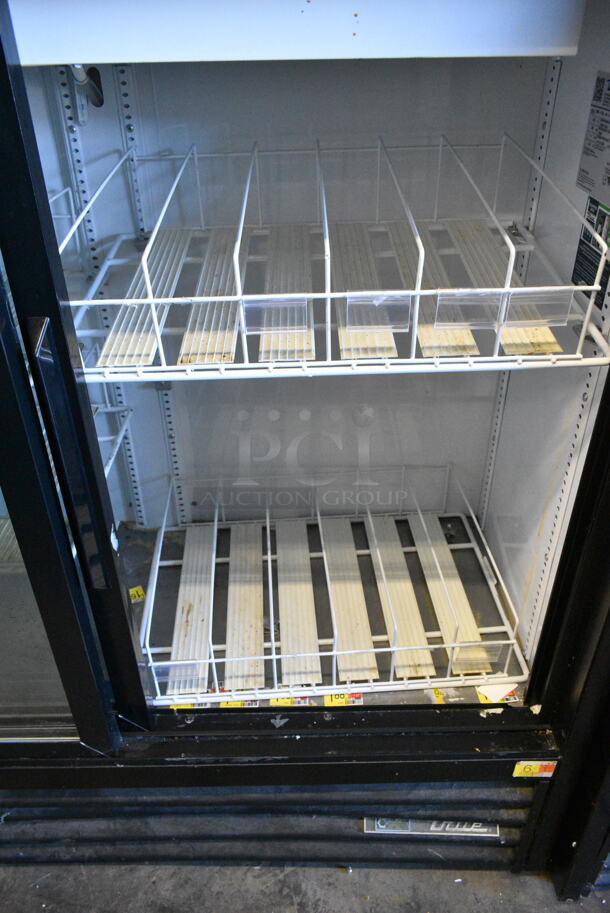 2019 True GDM-41SL-48-HC-LD Metal Commercial 2 Door Reach In Cooler Merchandiser w/ Poly Coated Racks. 115 Volts, 1 Phase. Tested and Working! - Image 4 of 5