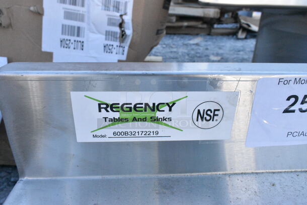 BRAND NEW SCRATCH AND DENT! Regency 600B32172219 72" x 21" Three Bowl Underbar Sink with (2) 19" Drainboards - Image 4 of 4