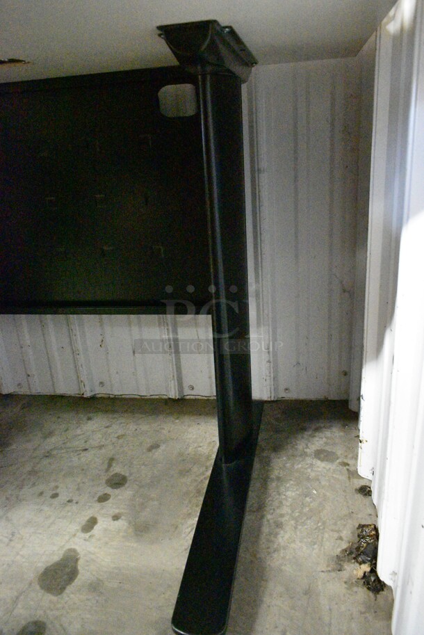 BRAND NEW SCRATCH AND DENT! Desk. Does Not Come w/ Contents.  - Image 6 of 7