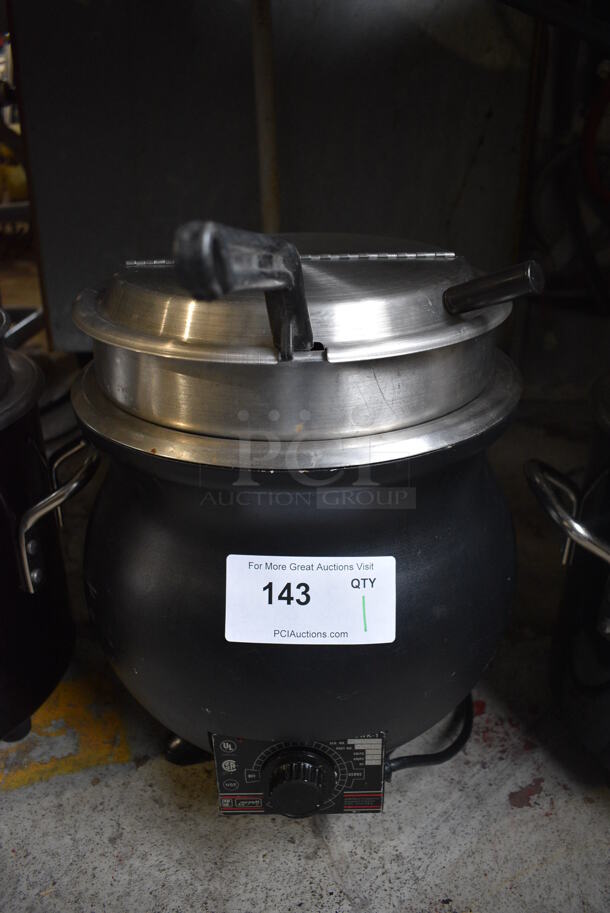APW Wyott Model CWK-1 Stainless Steel Commercial Countertop Soup Kettle Food Warmer w/ Drop In and Lid. 120 Volts, 1 Phase. 13x13x16.5. Tested and Working!